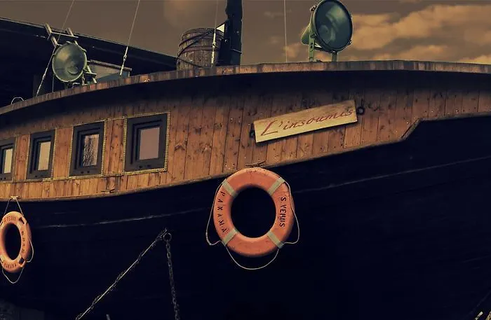 فندق Crazy Lounge إيغل