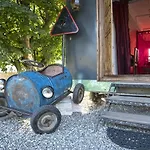 Hotel Crazy Lounge